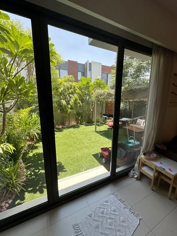 Sliding patio door running smoothly after service in a Dubai villa