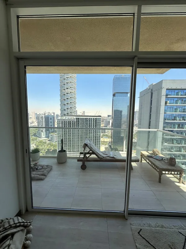 Sliding patio door running smoothly after service in a Dubai villa