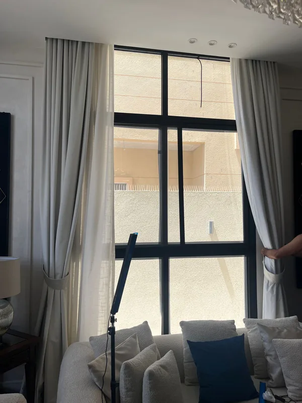 Tilt-and-turn window realigned in a Dubai home